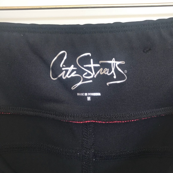 BLACK AND PINK ATHLETIC LEGGINGS! - Picture 3 of 3